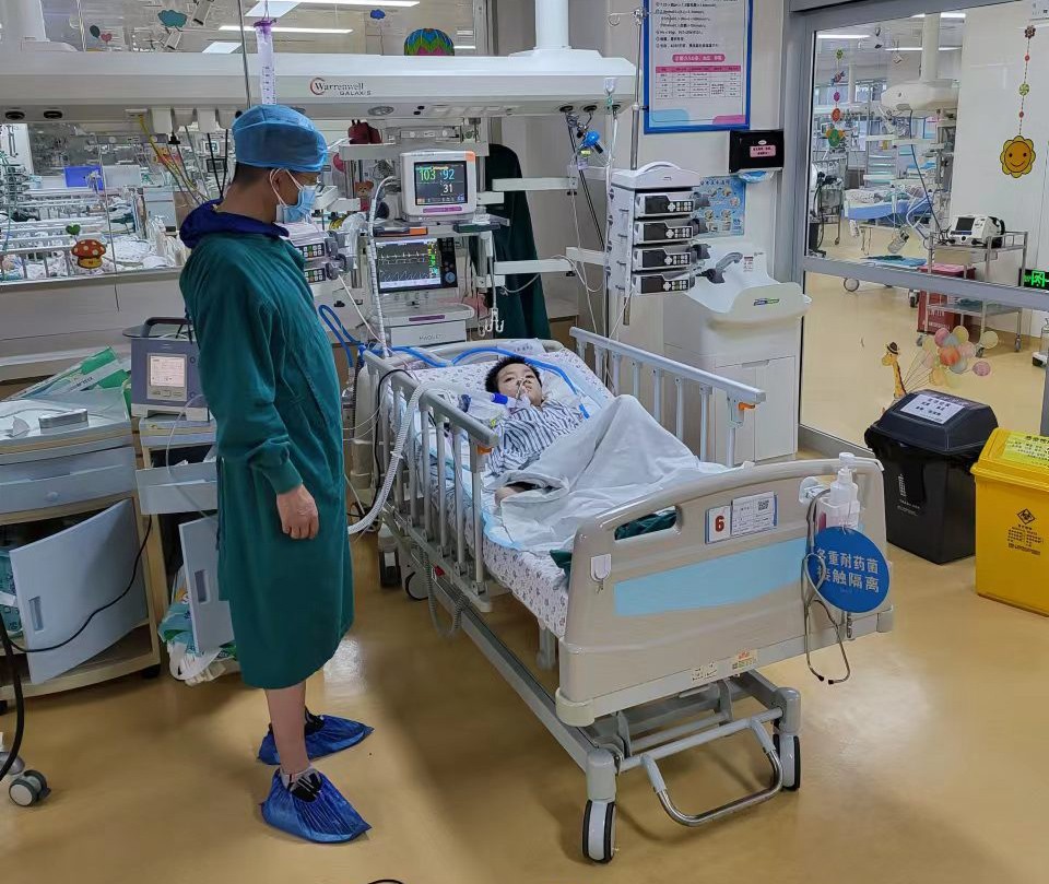 岷县跨省救护车出租公司