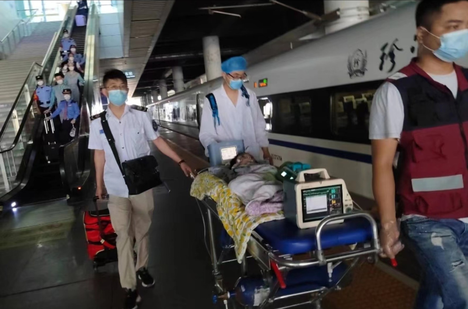 岷县高铁转运公司